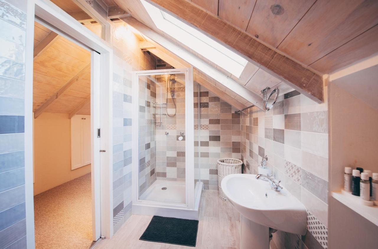 Lakeside Mountain Loft エクステリア 写真